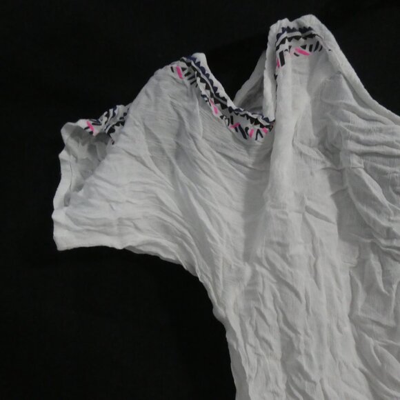 AEROPOSTALE | medium | Bohemian Embroidered Cold-Shoulder Blouse - Picture 11 of 16